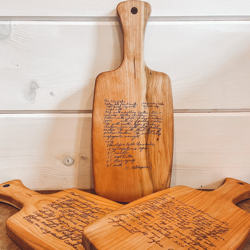 Personalized Engraved Acacia Wood Cutting Board | Farmhouse Kitchen Decor